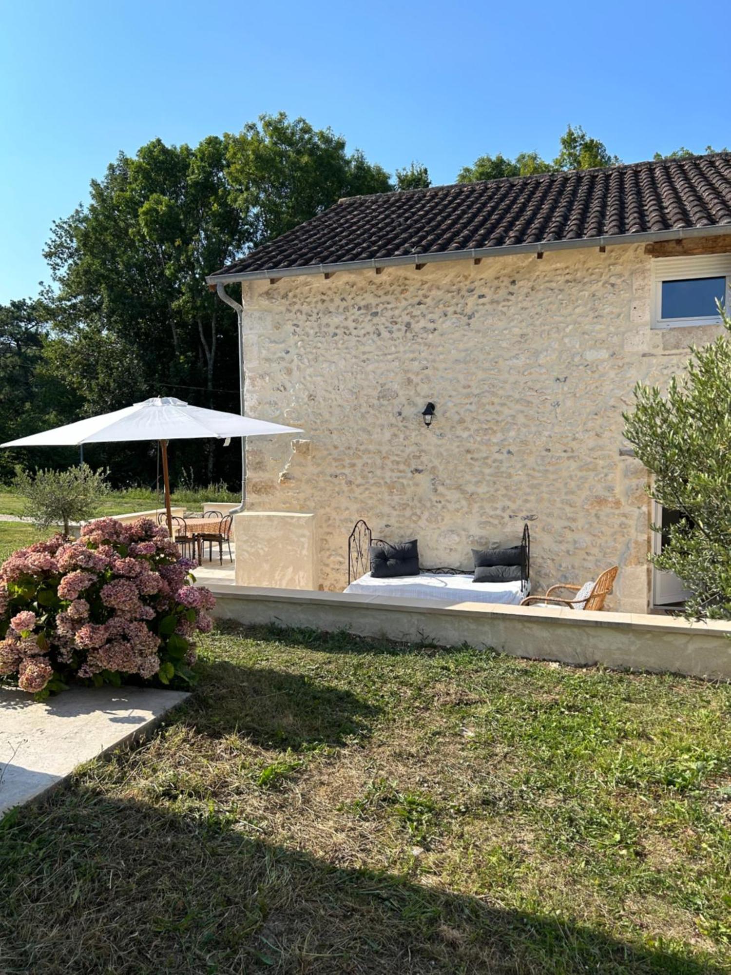 L Etable A Bois Villa Trélissac Exteriör bild