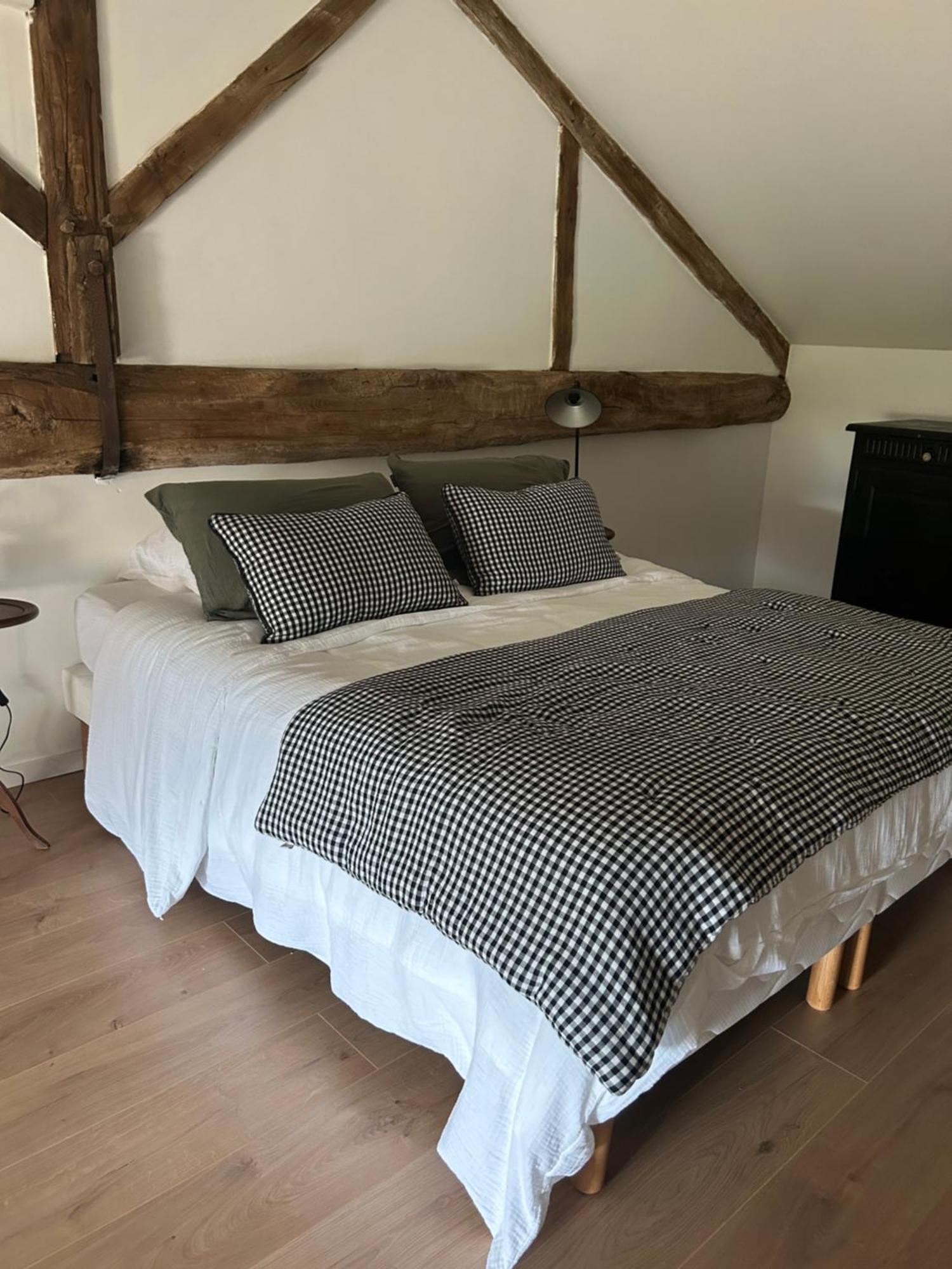 L Etable A Bois Villa Trélissac Exteriör bild