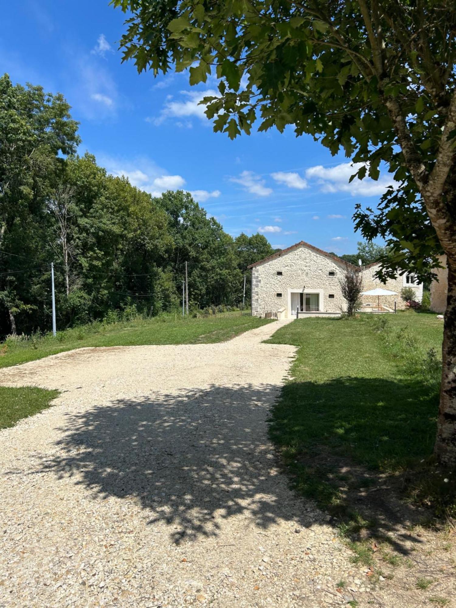 L Etable A Bois Villa Trélissac Exteriör bild
